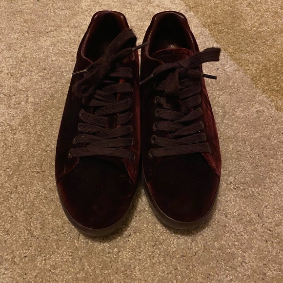 Prada velvet burgundy sneakers - size 37 - Picture 3 of 4